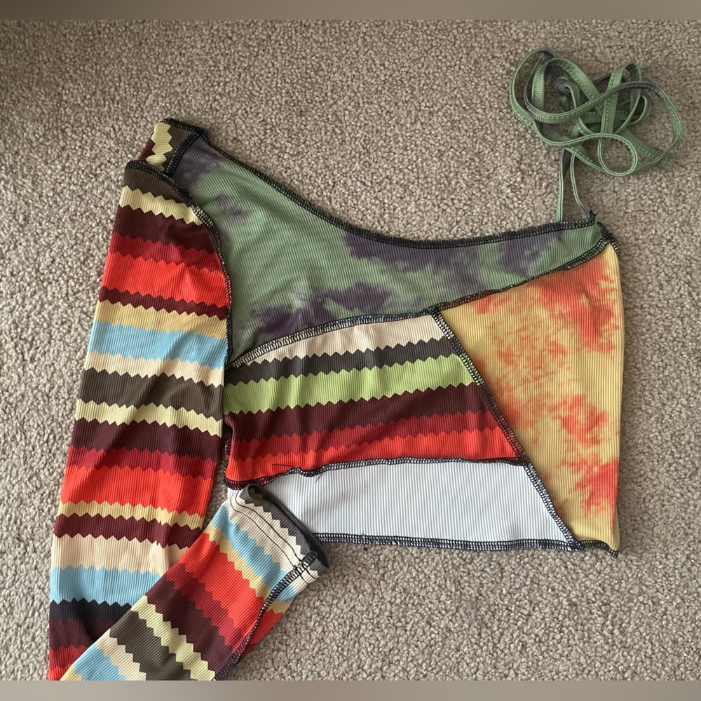 SheIn one sleeve tie crop top